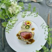 【料理が凄い!】2年連続口コミ評価1位!試食&憧れ大聖堂見学