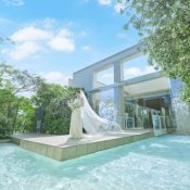 豪華試食付【白亜?水景?選べる2チャペル】比較見学ツアー