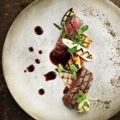 残1【おもてなし重視◎】3万円相当!最高級牛のハーフコース試食