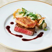 【料理3年連続1位★美食体験】ドレス2着等最大150万円×Soraチャペル演出の詳細を見る