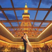 直前予約◎豪華特典◆最大130万|絶景チャペル×美食の貸切体験