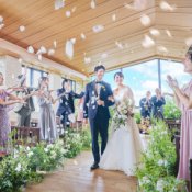 3連休予約がお得!【155万特典&ギフト9万】光と水のチャペル体験