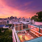 【本番満足度1位】1棟貸切★大阪神戸をパノラマビュー*持込無料×来館ギフト5万付