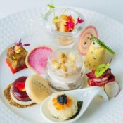 <料理重視の方へ◎>記憶に残る美食体験*黒毛和牛3万試食付き！新作ドレス試着も