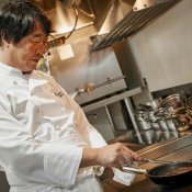 【組数限定】美食のおもてなし×著名シェフの牛フィレ試食の詳細を見る
