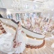 GW特別＼リニューアル完成！アマギフ1万／憧れ大階段入場×コース試食×ドレス試着の詳細を見る