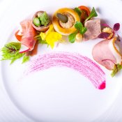 季節のオードブル・国産牛フィレ・３万美食＼安心のホテル体験／