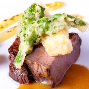 季節の前菜・国産牛フィレ・３万美食＼ホテル体験×1万ギフト／の詳細を見る