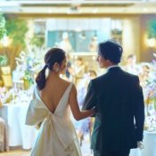【初見学◎】白亜のチャペル体験&ドレス見学&特典*絶品試食