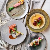 【月末★SP】ギフト1万！コース試食5品×トリュフ×演出【挙式料全額プレゼント】の詳細を見る