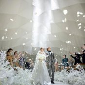 一度は見たい!幻想的チャペル×アート空間×ギフト1万&挙式料全額プレゼント