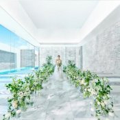 《美しい光と水のチャペル》新作ドレス＊3.5万試食＊ギフト1万＊挙式料全額OFFの詳細を見る