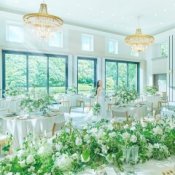 《平日&1件目がお得★》祝福の街散策×上質大聖堂&試食★ALL体験