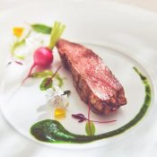 【月曜限定★豪華試食】貸切邸宅&最新ドレス見学で憧れ花嫁体験×じっくり相談会