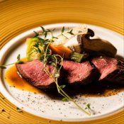 ★Merry Xmas【1万円ギフト&ペア旅行】白亜チャペル×贅沢試食