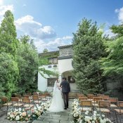 2025年LAST【最大60万円分特典】ドレス特典×豪華試食×挙式見学の詳細を見る