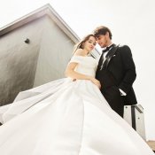 1組限定《憧れのドレス試着が叶う》衣裳特別優待付き×館内見学の詳細を見る