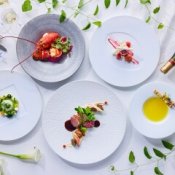 【金曜Premium】贅沢4万試食×感動チャペル体験☆アマギフ1万円の詳細を見る