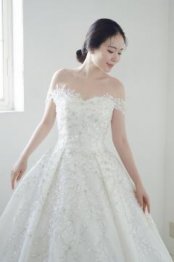 【ドレス試着×相談会】イサムモリタなどの衣装試着付きフェア☆