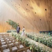 \週末BIG/最大150万優待!豪華和牛試食&木漏れ日チャペル