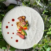 【1件目がお得】3.3万Gift&黒毛和牛試食×チャペル見学