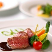 【おもてなし重視】A5和牛×季節の野菜＊素材を味わう美食体験フェアの詳細を見る