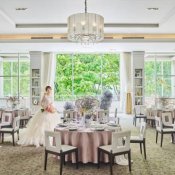 【当館予約数1位】貸切邸宅×4mの窓から広がる緑