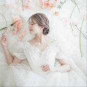 話題の韓国ドレス入荷☆相談会だけど\ドレス試着できます/試食付き