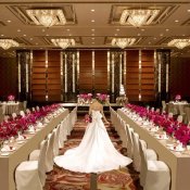 《料理重視必見》伝統和牛×映えデザート×人気No1金箔コンソメ