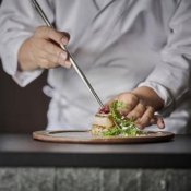 \3年連続!料理評価受賞/鶴岡八幡宮ツアー×豪華3万円和牛試食