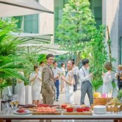 【1.5次会】緑溢れるテラス付き貸切会場×カジュアルパーティの詳細を見る