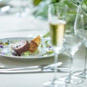 【GW限定】*和牛&アワビ*絶品試食×リゾートWD体験×ドレス試着