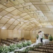 ハナユメ限定!光の感動チャペル◆憧れ大階段入場×美食を堪能×豪華20大特典