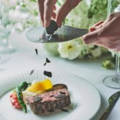 満席間近！◆春の味覚◆シェフが目の前で演出!黒毛和牛×甘鯛の鱗焼き試食