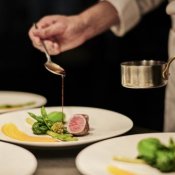 残1組【料理満足度◎】大聖堂チャペル×国産牛フィレ肉試食会