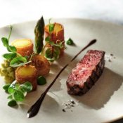 GW限定《ギフト券&150万優待》本格大聖堂×美食会