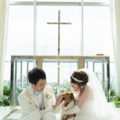 【愛犬と一緒に結婚式を】リングドッグ＆足形スタンプが叶うウエディング