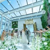 【金曜日は本番直前】会場コーディネート見学×挙式フェザーシャワー体験×特選試食