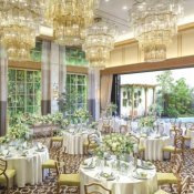 組合せ自由♪＼2チャペル×2会場／初来館でドレス2着目30％OFF！の詳細を見る