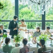 残▲【アマギフ最大1.5万*衣裳3着付&料理特典】緑溢れる貸切邸宅×三ツ星試食