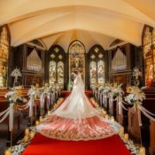 ≪ステンドグラス大聖堂で叶える≫王道クラシカル挙式&全館見学