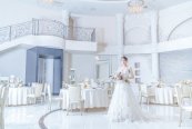 \平日限定*最大195万特典/あこがれ纏う花嫁体験×絶品美食