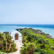 沖縄の海と緑に囲まれた絶景CHAPEL映像体験×見積相談の詳細を見る