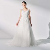 ☆大阪店【憧れの1着に出会える!?】ドレス試着付きリゾートウエディング相談会