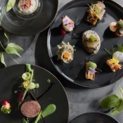 年末最終【150万特典×9万ギフト】緑溢れるチャペル×贅沢試食の詳細を見る