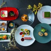 最後の見学に《洗練ホテルW》ドレス×奥庭チャペル×演出付試食