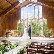 ＼先着順！最大130万優待／日本の美しいチャペル100選の圧巻チャペルを体感 