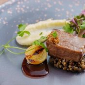 【料理重視の方◎ランクUP特典付】特撰和牛&伊勢海老×貸切邸宅