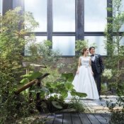 ＼日曜SP最大10万旅行ギフト／最大150万優待×自然光溢れるチャペル＆花嫁体験の詳細を見る