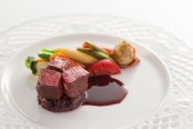 【平日BIG】自然光溢れるチャペル見学&国産牛×西京焼きの贅沢試食付き